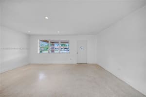 1445 W 5th Ln, Hialeah, FL 33010, Sold 12/09/24