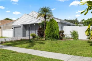 8641 SW 15th St, Pembroke Pines, FL 33025, Sold 12/10/24
