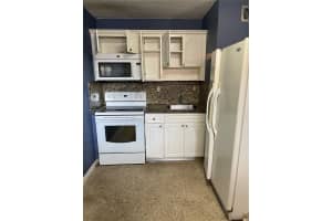 1241 NW 6th St APT 5, Miami, FL 33125, Sold 07/10/25