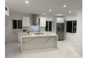 1201 Marseille Dr 17, Miami Beach, FL 33141 - MLS#A11684597