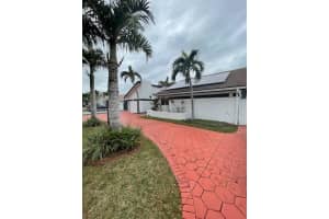 9230 SW 100th Ave Rd, Miami, FL 33176, - MLS#A11684679