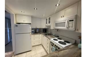 9141 Sunrise Lakes Blvd APT 206, Sunrise, FL 33322, Sold 07/10/25