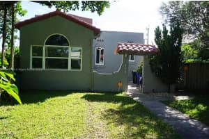 410 SW 18th Ct, Fort Lauderdale, FL 33315, Sold 02/07/25