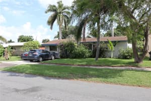 118 NE 1st Ct, Dania Beach, FL 33004, Sold 03/21/25