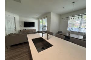 10845 NW 81st Ln, Doral, FL 33178, Sold 12/18/24