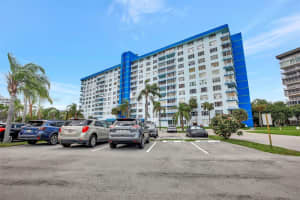 4001 Hillcrest Dr, Hollywood, FL 33021, Sold 01/21/25