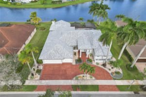 372 Mallard Dr, Weston, FL 33327, Sold 12/30/24