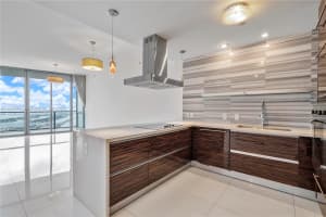 1100 Biscayne Blvd UNIT 5502, Miami, FL 33132, Sold 05/05/25