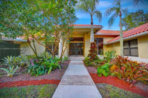 1285 Manor Ct, Weston, FL 33326, Sold 03/14/25