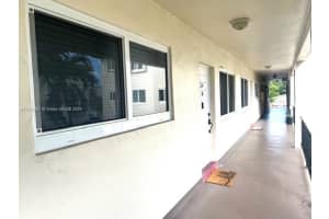 2210 Taylor St APT 204, Hollywood, FL 33020, - MLS#A11684961