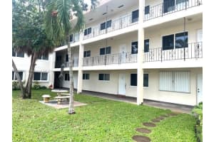 2210 Taylor St APT 204, Hollywood, FL 33020, - MLS#A11684961