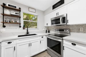 751 N Pine Island Rd APT 202, Plantation, FL 33324, Sold 03/13/25