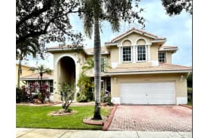 16560 NW 11th Ct, Pembroke Pines, FL 33028, Sold 12/10/24
