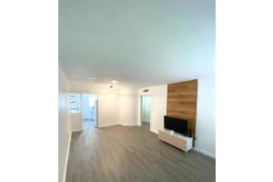3670 SW 10th St 10a 2, Miami, FL 33135, Sold 02/19/25