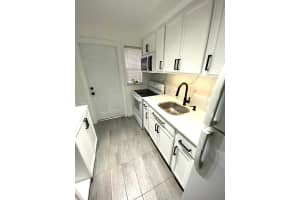 3670 SW 10th St 10a 2, Miami, FL 33135, Sold 02/19/25
