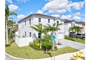 16185 SW 65th Ln, Miami, FL 33193, Sold 01/15/25