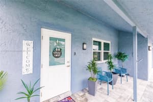 11701 NW 42nd St, Sunrise, FL 33323, Sold 01/31/25