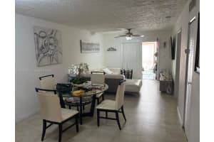 6055 W 19th Ave APT 318, Hialeah, FL 33012, - MLS#A11685148