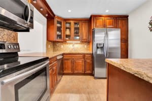 410 SE 2nd St APT 220, Hallandale Beach, FL 33009, - MLS#A11685177