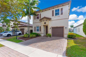 2418 NE 3rd Ct, Homestead, FL 33033, Sold 12/23/24