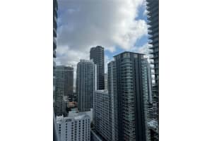 60 SE 13th St, Miami, FL 33131, Sold 04/22/25