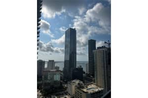 60 SE 13th St, Miami, FL 33131, Sold 04/22/25