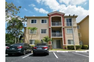 7085 Nova Dr, Davie, FL 33317, Sold 02/26/25