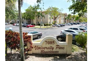 7085 Nova Dr, Davie, FL 33317, Sold 02/26/25