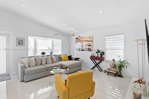 12831 SW 17th Pl, Davie, FL 33325, Sold 01/08/25