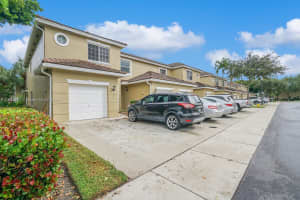 359 SW 122nd Ave #359, Pembroke Pines, FL 33025, Sold 02/20/25