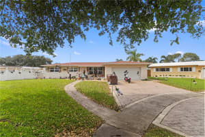 8440 NW 18th St, Pembroke Pines, FL 33024, Sold 07/02/25