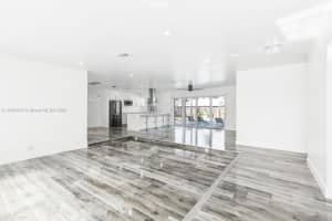 617 S Crescent Dr, Hollywood, FL 33021, Sold 02/27/25