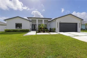 1212 SW Minyo Ave, Port St. Lucie, FL 34953, Sold 12/05/24