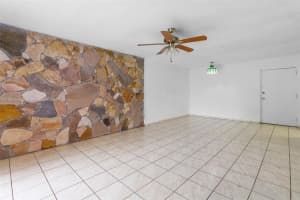 8405 NW 8th St APT 310, Miami, FL 33126, Sold 08/15/25