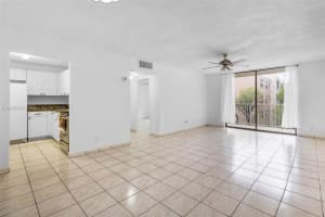 8405 NW 8th St APT 310, Miami, FL 33126, Sold 08/15/25