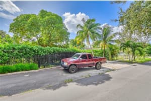 1570 NW 127th St, North Miami, FL 33167, Sold 02/18/25