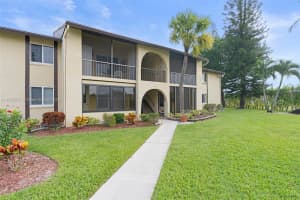 310 Pine Ridge Cir, Greenacres, FL 33463, Sold 04/04/25