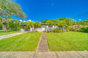 8645 SW 127th St, Miami, FL 33156, Sold 12/04/24