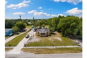 5900 Taft St, Hollywood, FL 33021, Sold 01/31/25