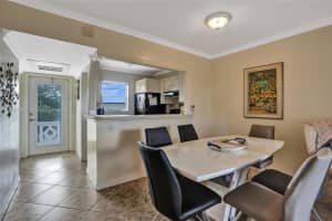 5103 Nw 35th St 605, Lauderdale Lakes