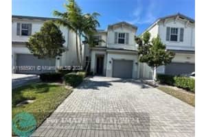 4441 Nw 48th Ter, Tamarac
