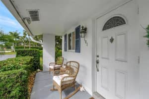 2017 SW Golf Ln, Boynton Beach, FL 33426, Sold 12/23/24