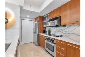 110 Washington Ave, Miami Beach, FL 33139, Sold 01/15/25