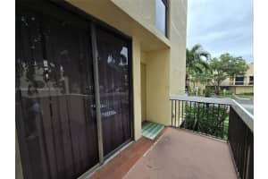 2801 SW 87th Ave APT 1009, Davie, FL 33328, Sold 12/24/24