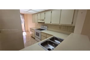 2801 SW 87th Ave APT 1009, Davie, FL 33328, Sold 12/24/24