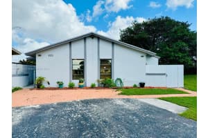 4213 SW 137th Ct, Miami, FL 33175, Sold 01/29/25