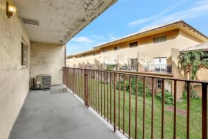 8851 NW 119th St, Hialeah Gardens, FL 33018, Sold 03/10/25