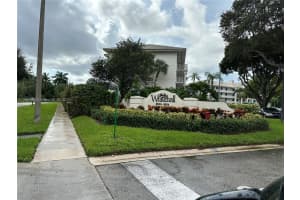 3650 Whitehall Dr APT 304, West Palm Beach, FL 33401, Sold 01/06/25