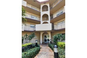 6300 S Falls Cir Dr 212, Lauderhill