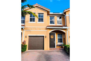 1453 SE 24th Ave, Homestead, FL 33035, Sold 12/17/24